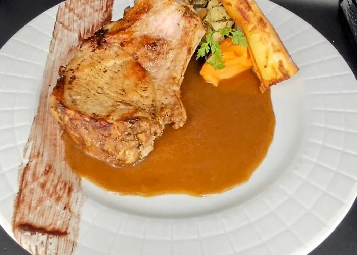 Logis De La Truffe Hotel